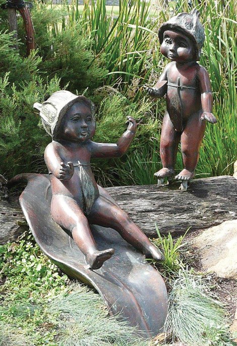 • Have you seen the gumnut baby on the right?