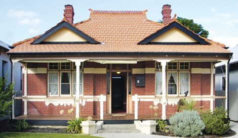 19. 871MTHAWTHORN RSL