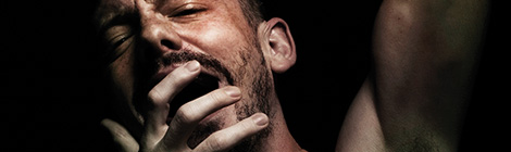 Greet with present&nbsp;grace