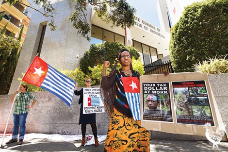 • Wiwince Pigome and supporters staged a silent vigil at the Indonesian Consulate in Perth CBD on Tuesday this week. Photo by Matthew Dwyer