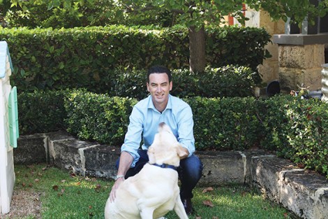 • Federal Labor aspirant Tim Hammond with Atticus Finch.