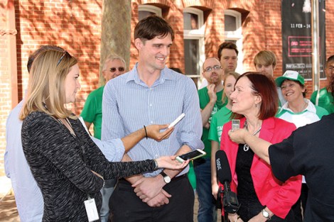 • Senator Rachel Siewert launched Tim Clifford’s campaign for the federal seat of Perth on the weekend. 