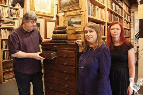 • Robert and Janet Muir and Tara Surry. Photo by Steve Grant