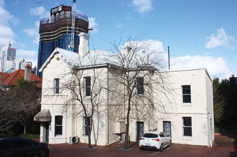 • Edith Cowan lived in this house on 31 Malcolm Street, West Perth between 1893 and 1919.