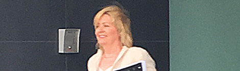 Five-star lord mayor won’t sleep in ‘trash’