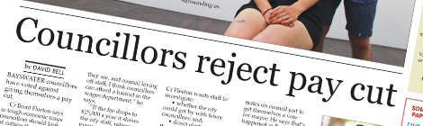 Councillors reject pay&nbsp;cut