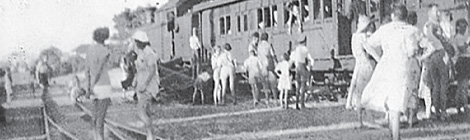 How Perth grew to love the beach